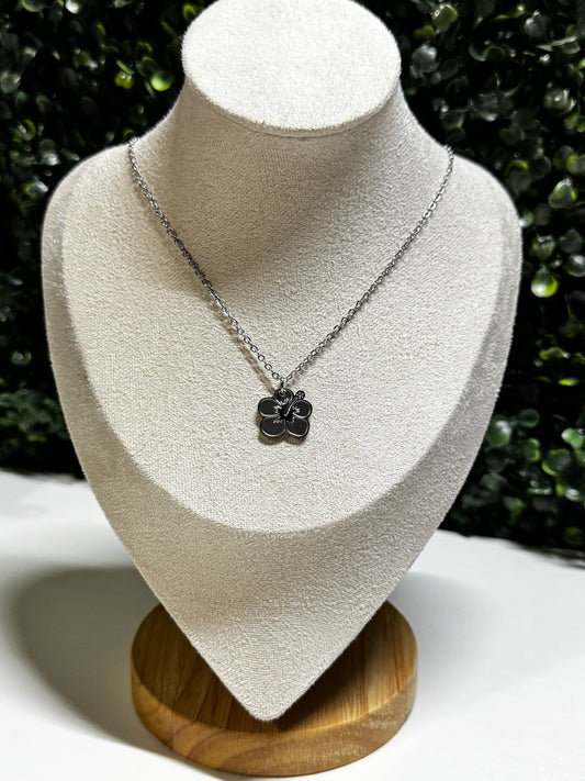 Salinas Necklace
