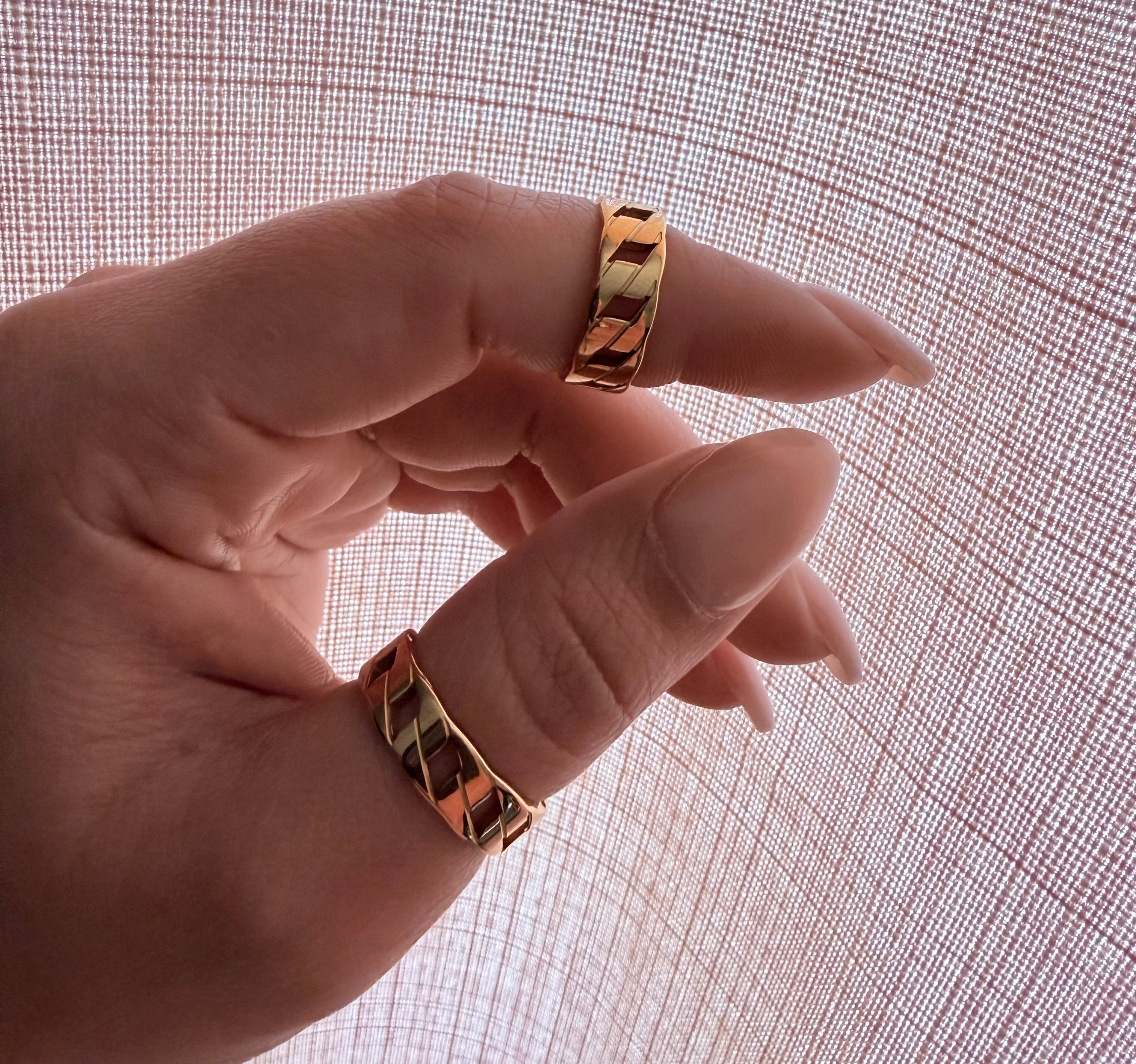 Sophie Rings