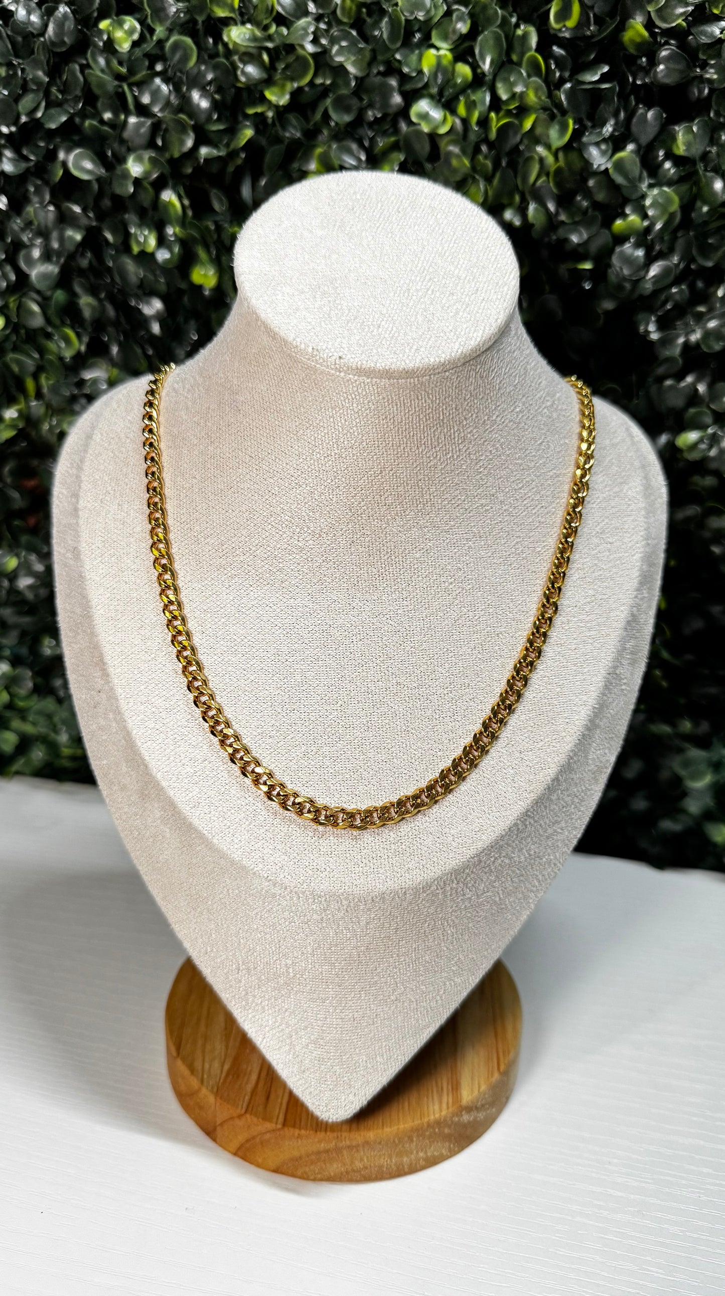 V Necklace