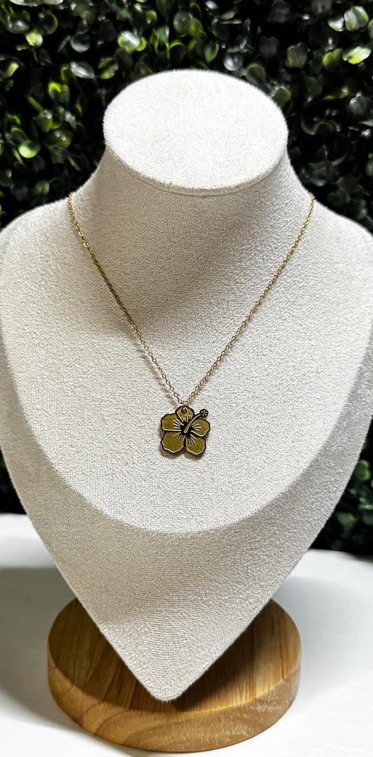 Salinas Necklace