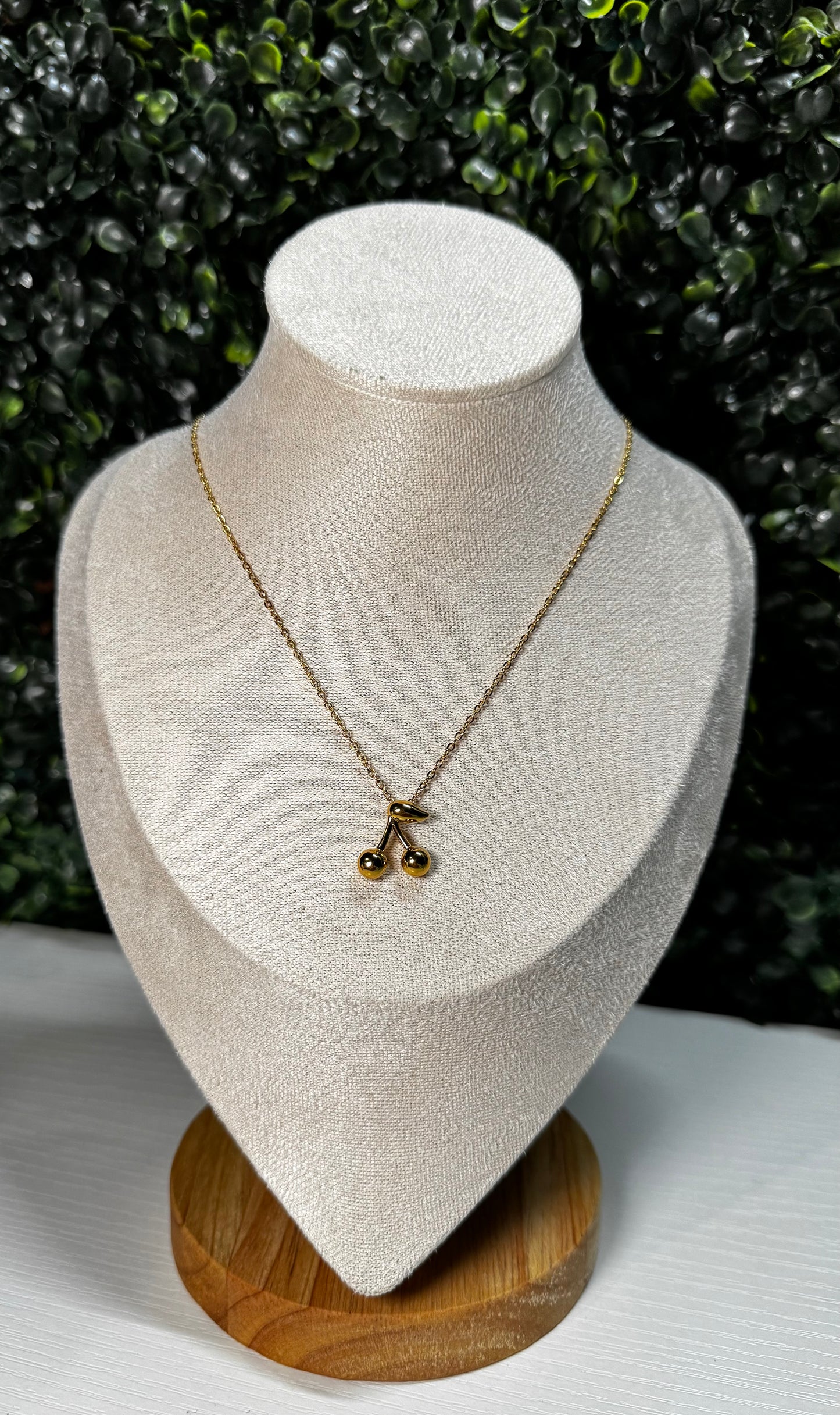 Cherryl Necklace